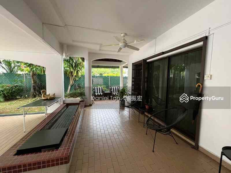 Prop-GPT: Semi-Detached: D10  Regent Villa
