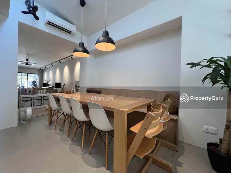 Windsor Park Estate: D20  Terrace | Prop-GPT the AI-Powered Property Guru