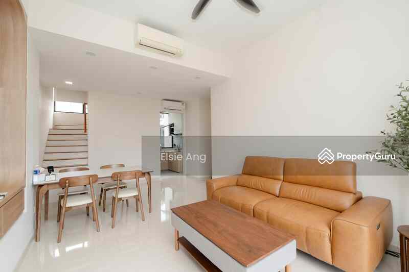 Prop-GPT: Apartment: D15  Saint Patrick's Loft