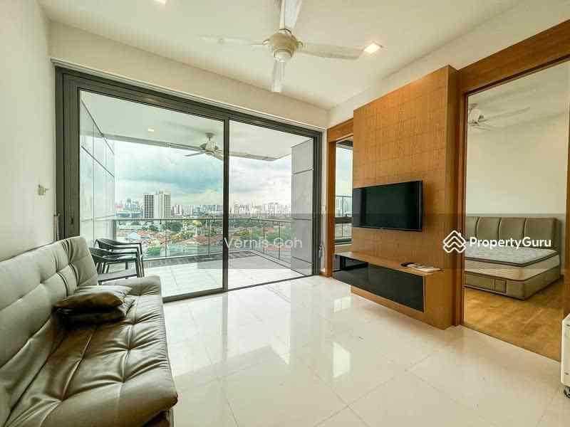 Prop-GPT: Condominium: D07  Concourse Skyline