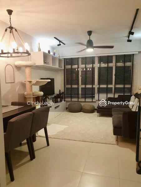 Prop-GPT: HDB Flat: D25  782D Woodlands Crescent