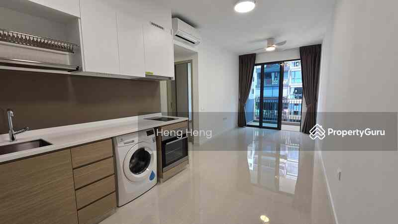 Prop-GPT: Condominium: D18  Treasure at Tampines