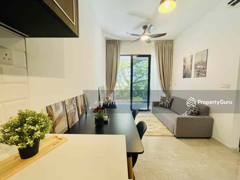 Prop-GPT: Condominium: D21 Upper Bukit Timah Mayfair Modern