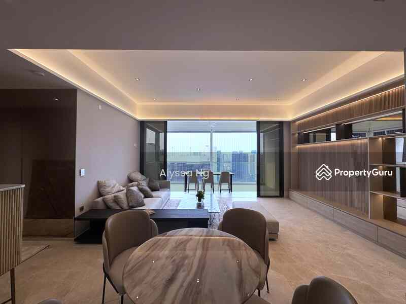 Prop-GPT: Condominium: D09 Cairnhill Klimt Cairnhill