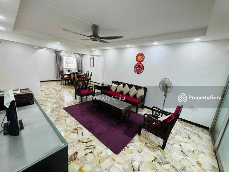 Prop-GPT: HDB Flat: D27 Yishun 161 Yishun Street 11