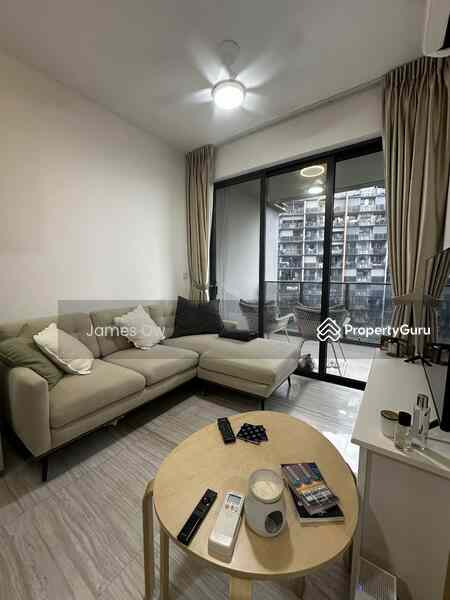 Prop-GPT: Condominium: D14 Paya Lebar Parc Esta