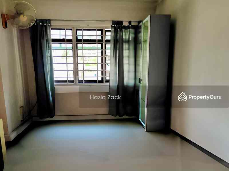 Prop-GPT: HDB Flat: D27 Sembawang 413 Sembawang Drive