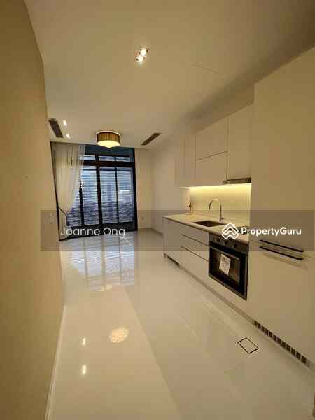 Prop-GPT: Apartment: D10 Ardmore Robin Suites