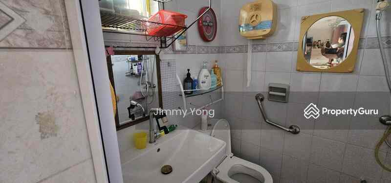 Prop-GPT: HDB Flat: D23 Bukit Batok 288E Bukit Batok Street 25