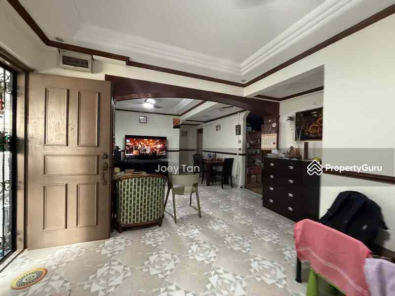 Prop-GPT: HDB Flat: D23  501 Jelapang Road