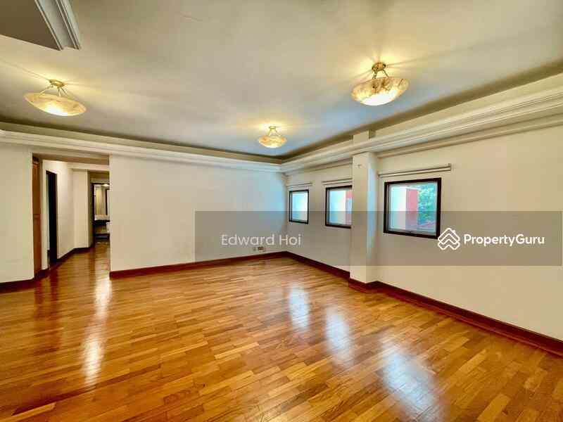 Prop-GPT: Condominium: D09 Cairnhill Hullet Rise