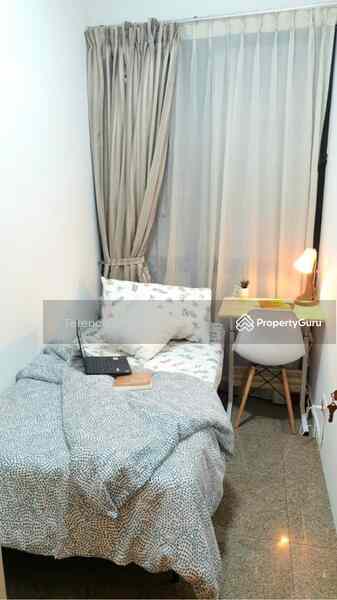 Prop-GPT: Condominium: D18 Tampines Eastpoint Green