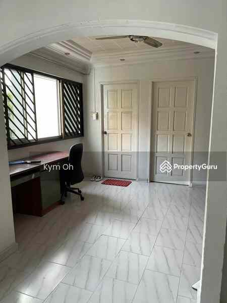 824 Yishun Street 81: D27 Yishun HDB Flat | Prop-GPT the AI-Powered Property Guru