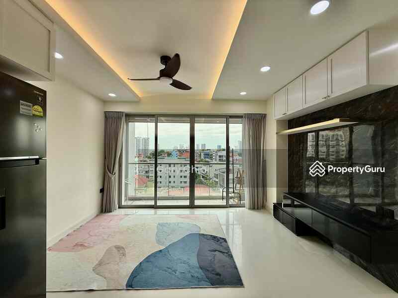 Prop-GPT: Condominium: D14  Esta Ruby