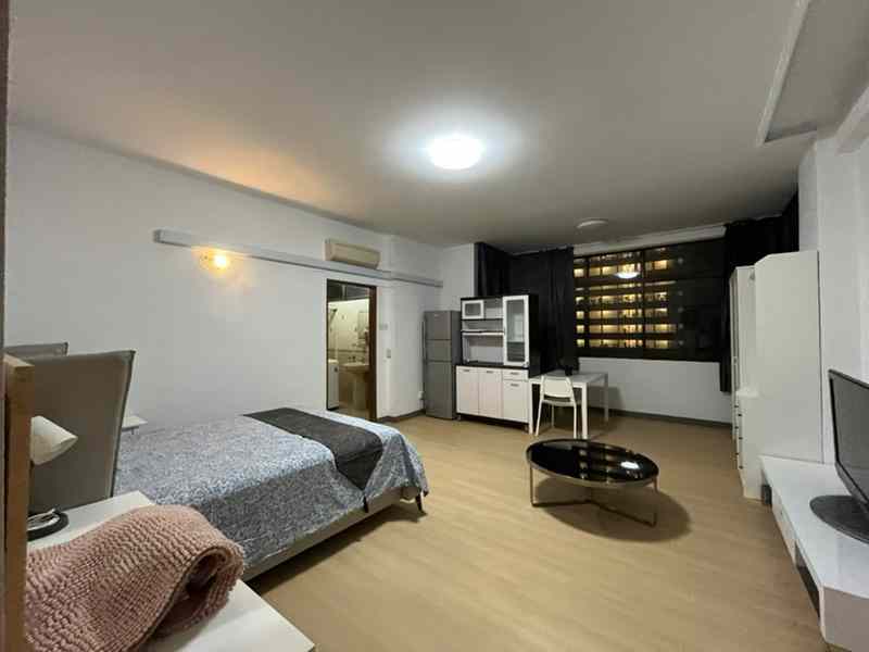 Elizabeth Tower: D09 Cairnhill Condominium | Prop-GPT the AI-Powered Property Guru