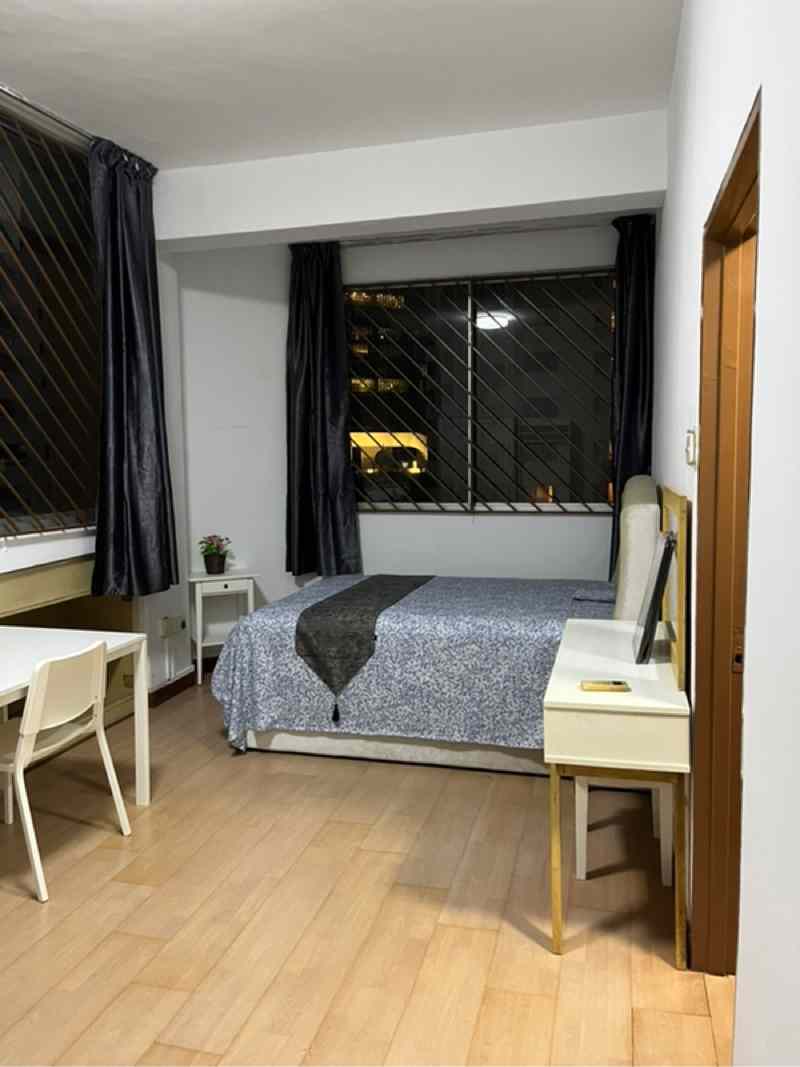 Elizabeth Tower: D09 Cairnhill Condominium | Prop-GPT the AI-Powered Property Guru