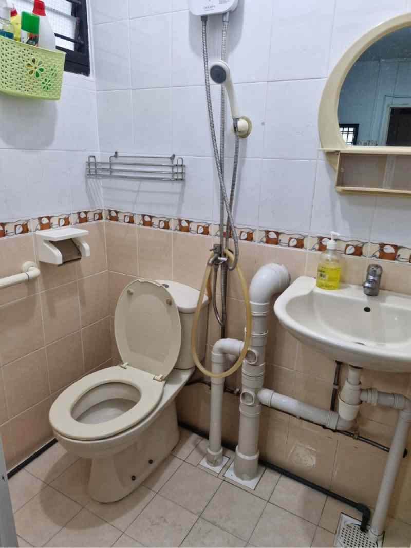 214 Ang Mo Kio Avenue 3: D20 Ang Mo Kio HDB Apartment | Prop-GPT the AI-Powered Property Guru