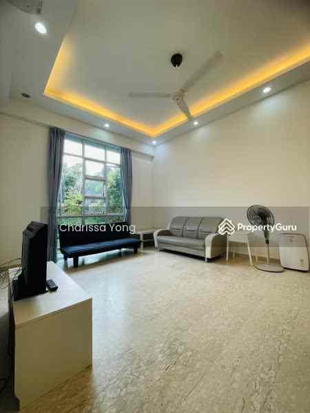 Prop-GPT: Apartment: D16 Bayshore The Daffodil