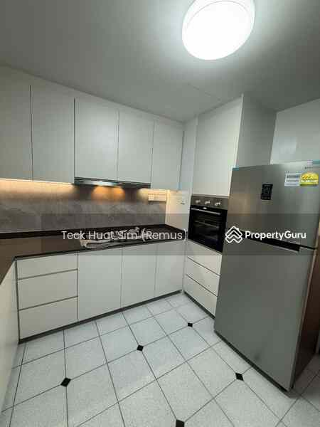 Prop-GPT: Condominium: D21 Upper Bukit Timah Springdale Condo