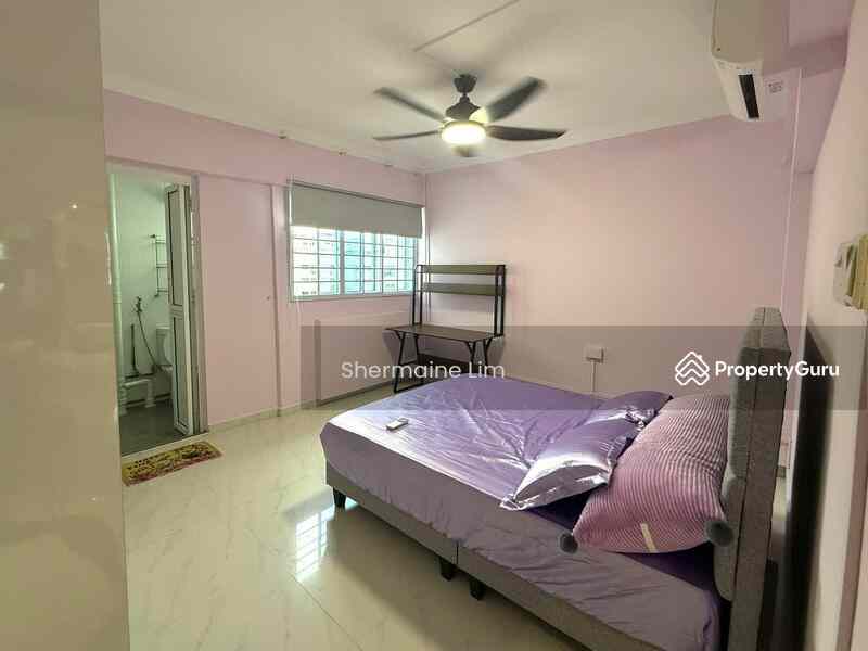 Prop-GPT: HDB Flat: D22 Boon Lay 513 Jurong West Street 52
