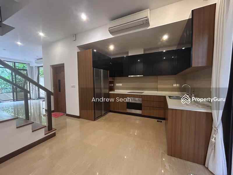 Eleven @ Holland: D10 Holland Condominium - Cluster House | Prop-GPT the AI-Powered Property Guru