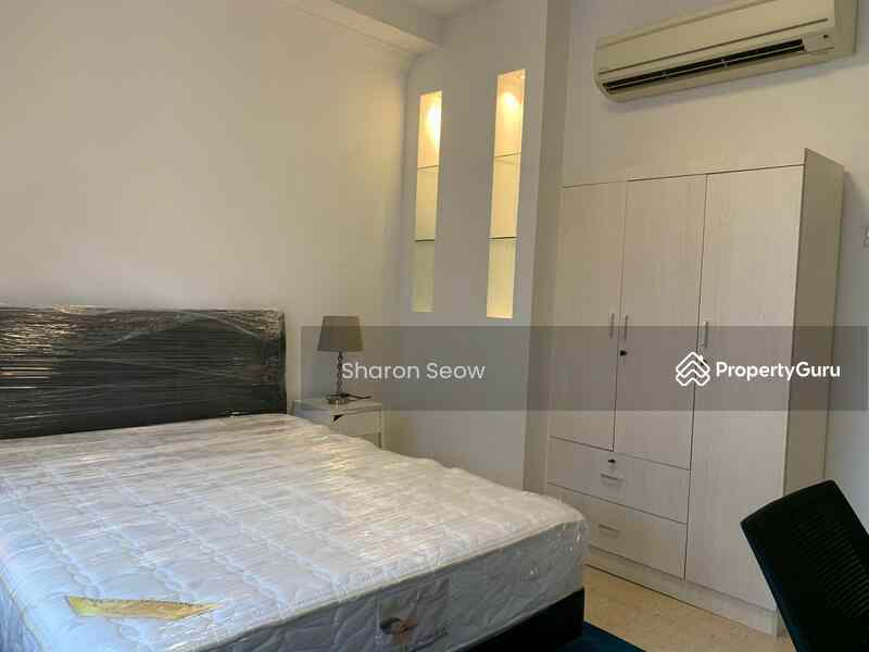 Prop-GPT: Condominium: D17 Loyang Ballota Park Condo