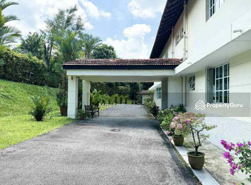 Ewart Park: D10 Holland Bungalow - Good Class | Prop-GPT the AI-Powered Property Guru