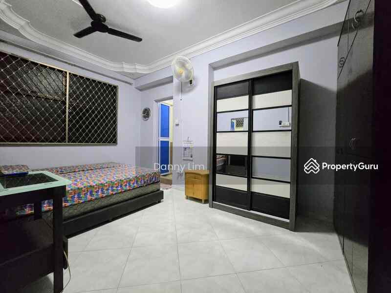 368 Tampines Street 34: D18 Tampines HDB Flat | Prop-GPT the AI-Powered Property Guru