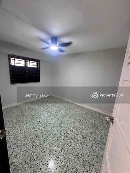 4 Bedok South Avenue 1: D16 Bedok HDB Flat | Prop-GPT the AI-Powered Property Guru