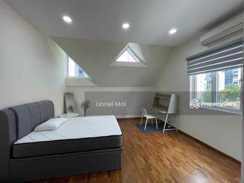 Sennett Estate: D13  Semi-Detached | Prop-GPT the AI-Powered Property Guru