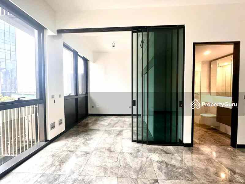 Prop-GPT: Condominium: D07  Midtown Bay