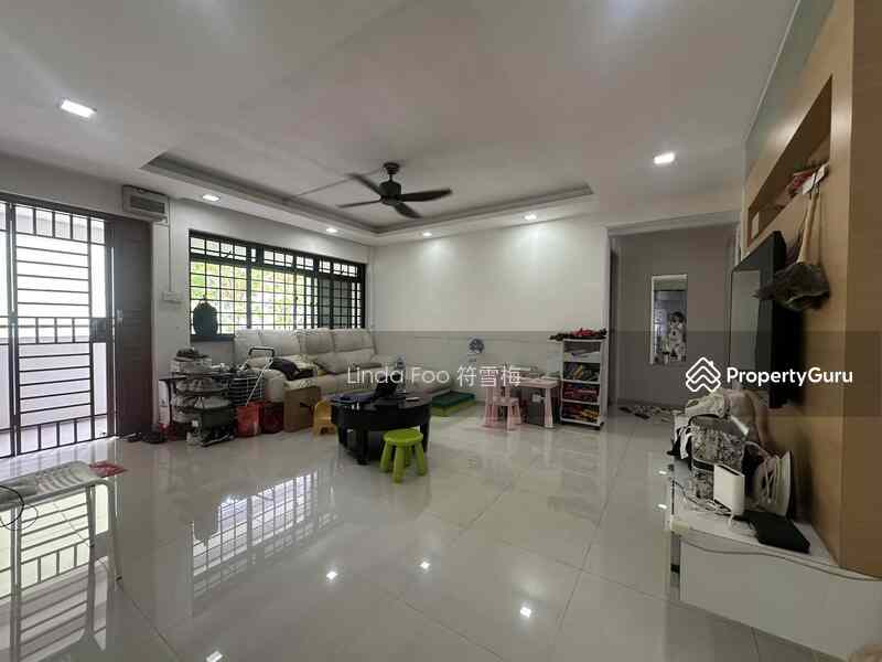 Prop-GPT: HDB Flat: D23  172 Gangsa Road