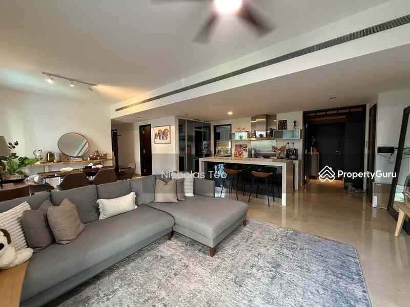 Prop-GPT: Apartment: D09 Cairnhill CityVista Residences