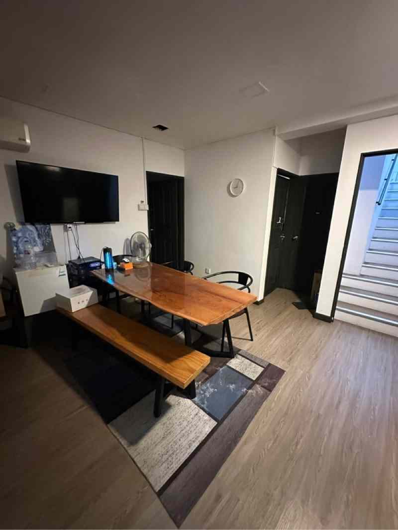 196 tembeling road: D14 Geylang Detached | Prop-GPT the AI-Powered Property Guru