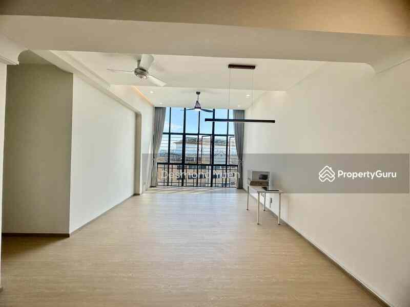 Prop-GPT: Condominium: D18  Pinevale
