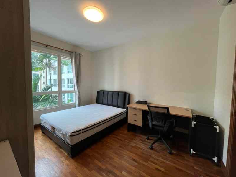 Burlington Square: D07 Bencoolen Apartment | Prop-GPT the AI-Powered Property Guru