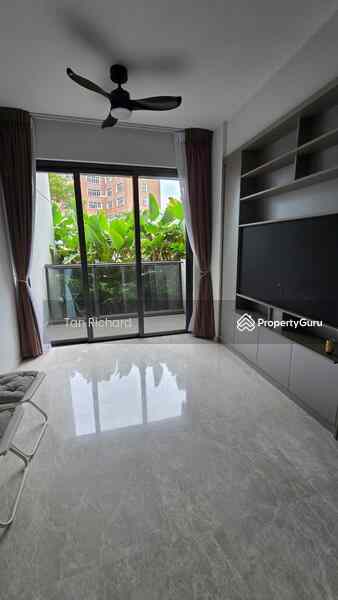 Haus On Handy: D09 Cairnhill Condominium | Prop-GPT the AI-Powered Property Guru