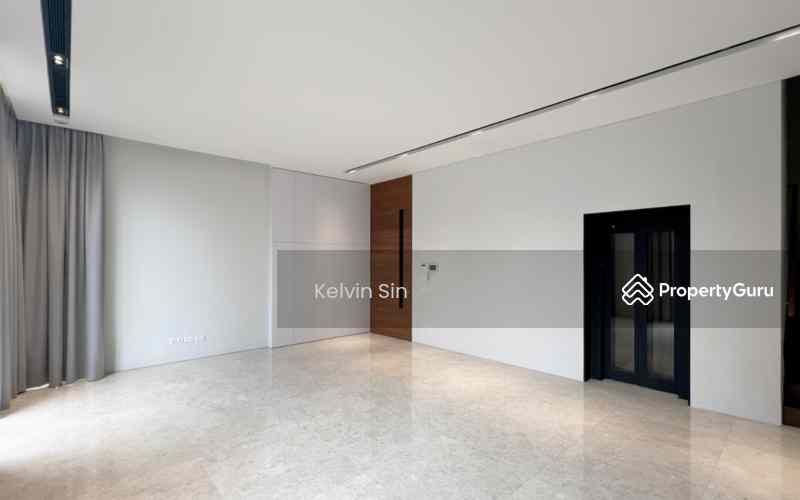 Prop-GPT: Corner Terrace: D11 Chancery Villa Chancery