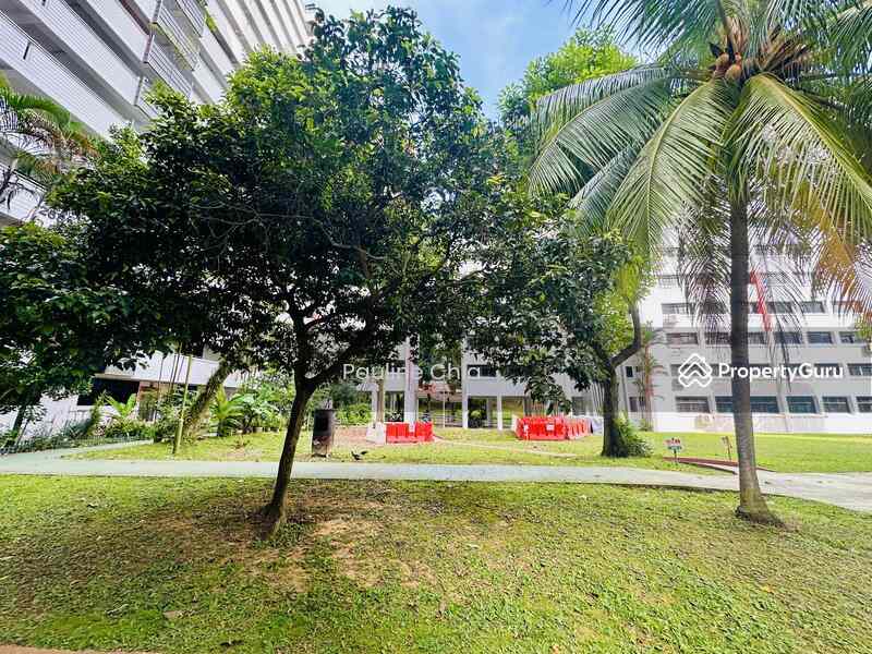 Prop-GPT: HDB Flat: D22  268 Toh Guan Road