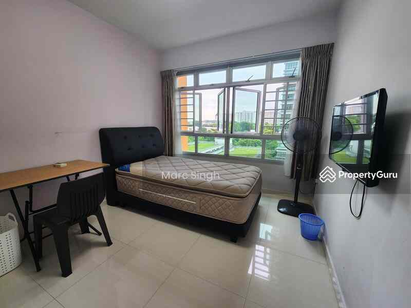 SPACIOUS Room for Rent Near Star Vista & Buona Vista MRT!:   HDB Flat | Prop-GPT the AI-Powered Property Guru