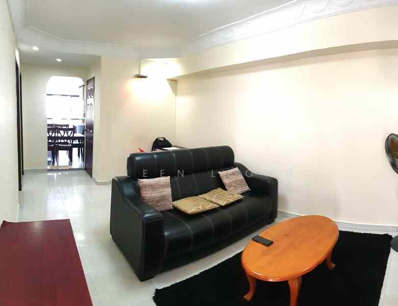 Prop-GPT: HDB Flat: D27 Yishun 304 Yishun Central