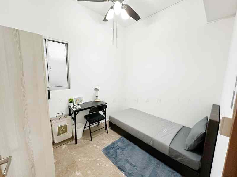 Prop-GPT: Condominium: D21 Upper Bukit Timah Maple Woods