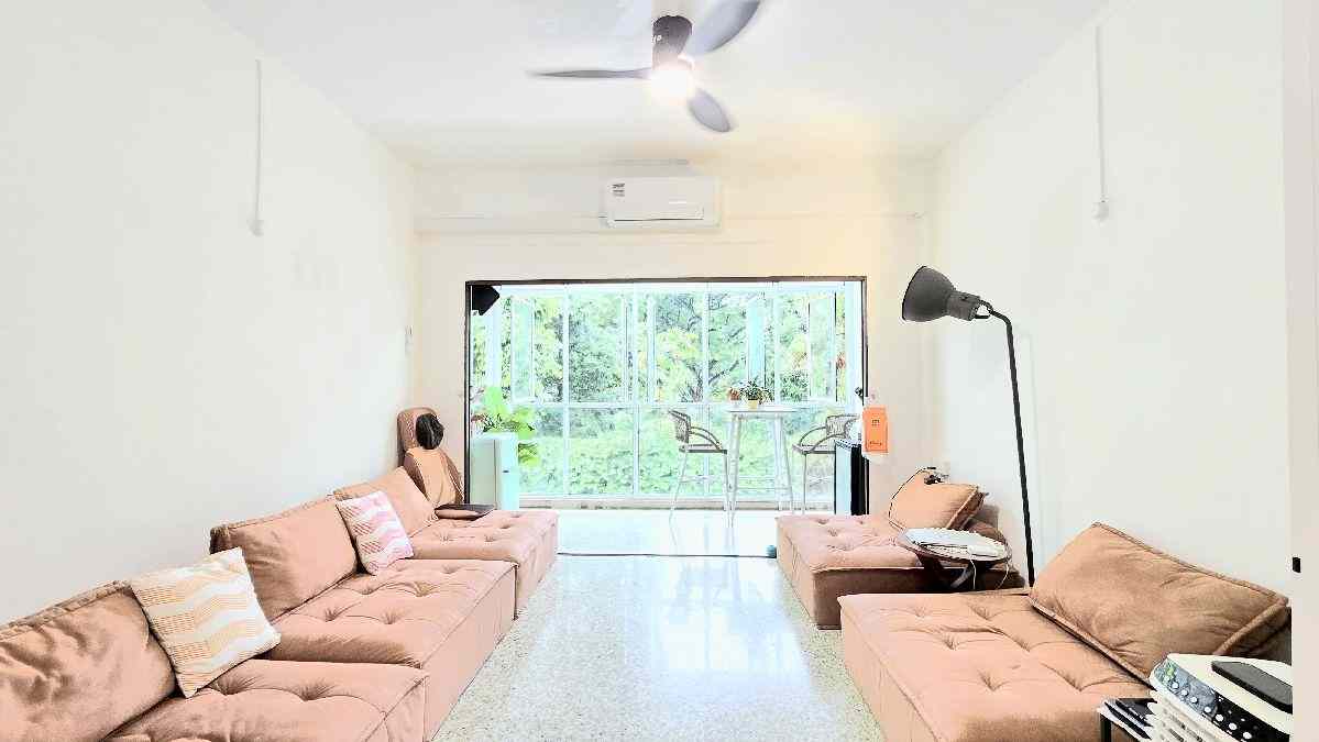 Cavenagh Gardens: D09 Cairnhill Apartment | Prop-GPT the AI-Powered Property Guru