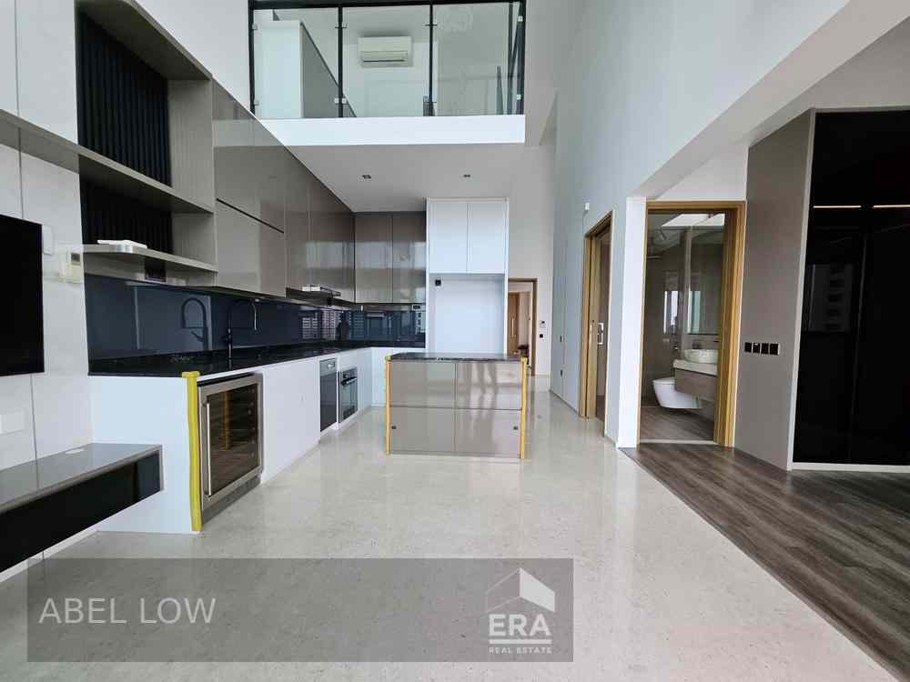 Prop-GPT: Condominium: D15 Marine Parade Marine Blue