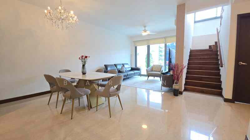 Prop-GPT: Apartment: D09  Watermark Robertson Quay
