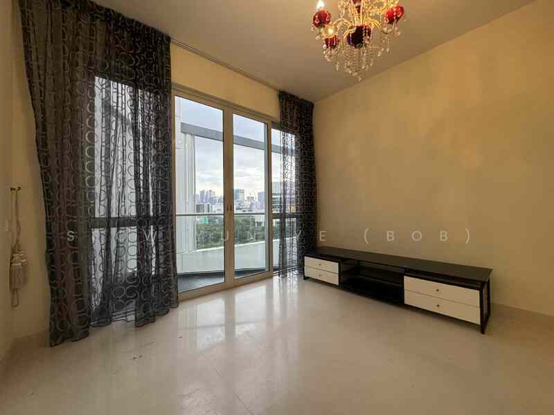 Prop-GPT: Condominium: D09  Visioncrest