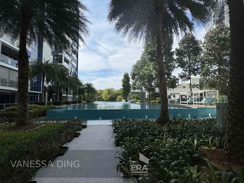 Prop-GPT: Condominium: D18 Tampines The Santorini