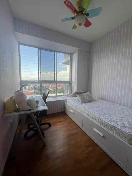 Prop-GPT: Condominium: D18 Pasir Ris Oasis @ Elias