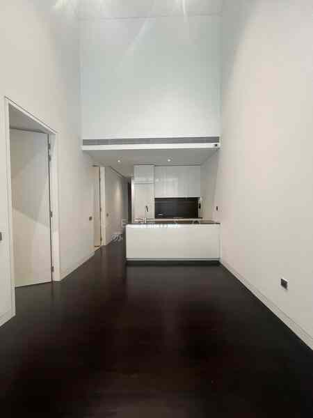 Prop-GPT: Condominium: D09  Lloyd SixtyFive