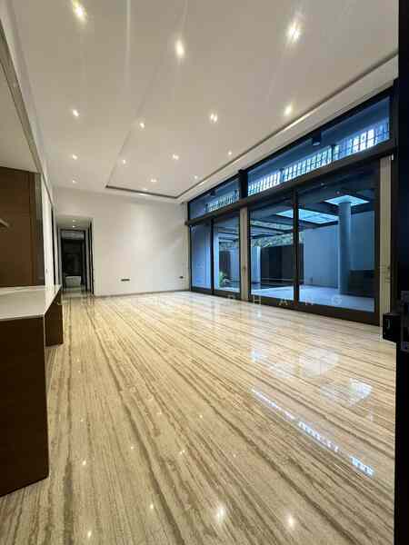 Prop-GPT: Condominium: D10 Ardmore Goodwood Residence